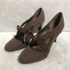 vintage Ann Marino brown heels